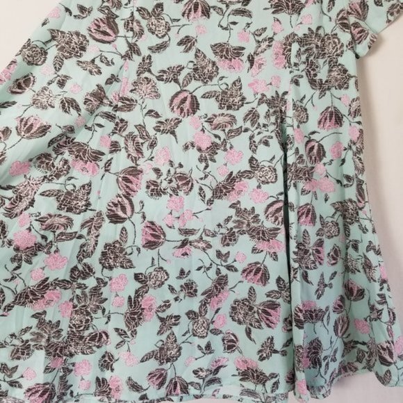 Lush Floral short sleeve mini flare dress size S (221) - Picture 8 of 8